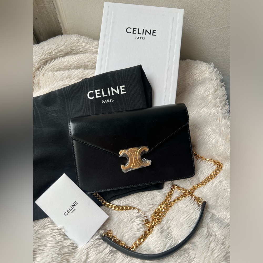 Celine triomphe purse